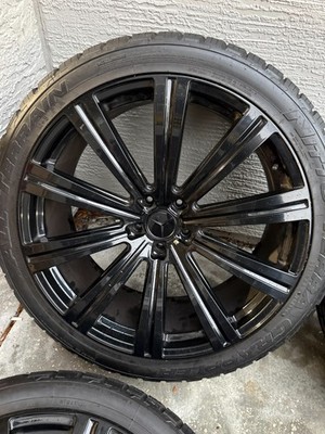 24  Mercedes Wheels with Nitto Terra Grappler Tires   305/35R24   5x112