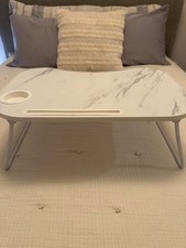 Foldable laptop stand for bed with cup holder marble effect 