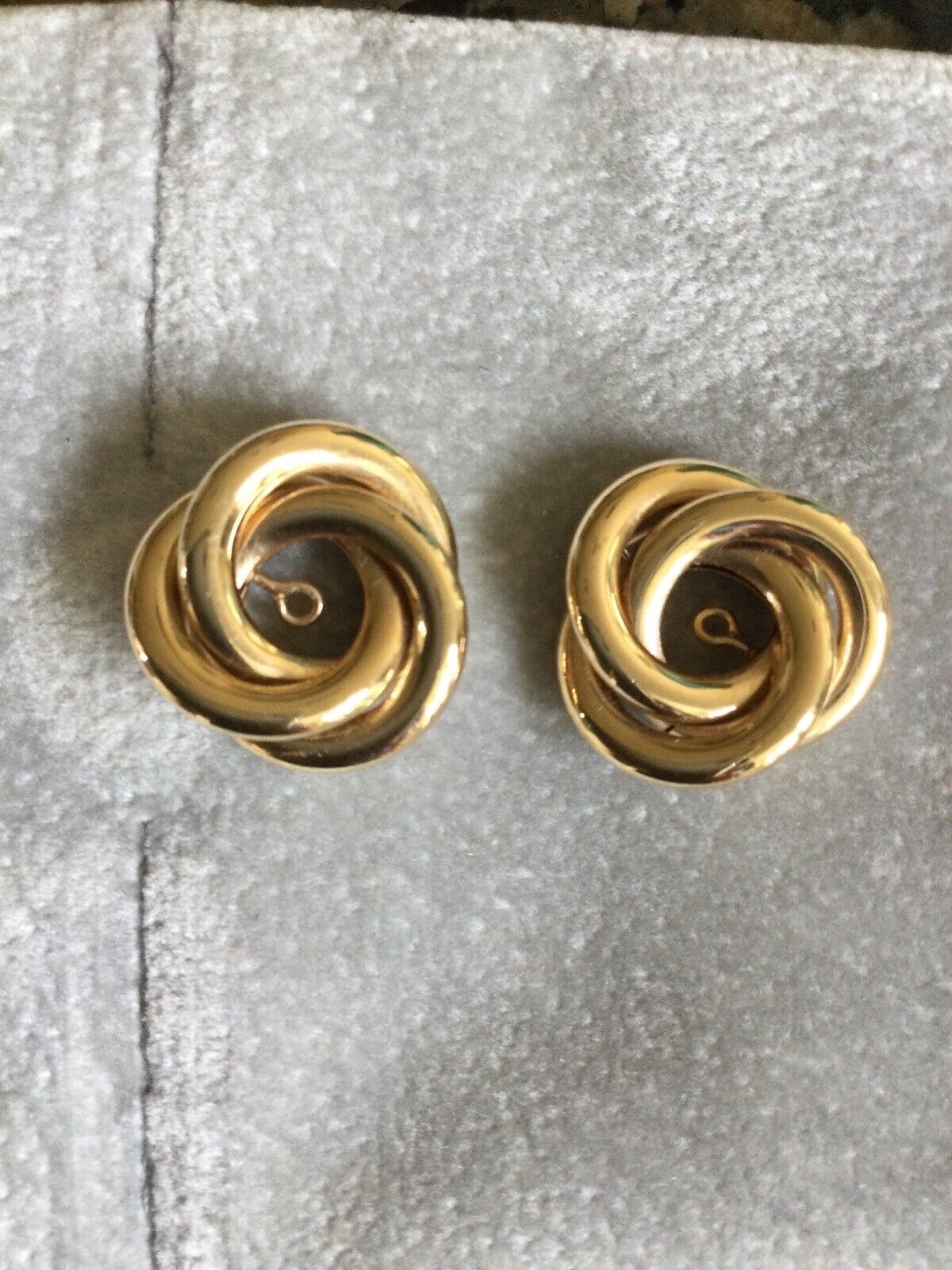 14 It Gold Trinity-style Earring Jackets - image 1