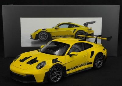 1/18 Porsche 911 992 GT3 RS Racing Yellow Model Dealer 1/18 Porsche 911 992 GT3 RS Racing Yellow Model Dealer