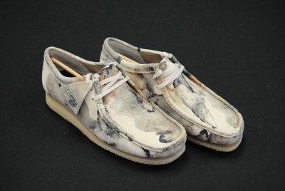 clarks off white camo