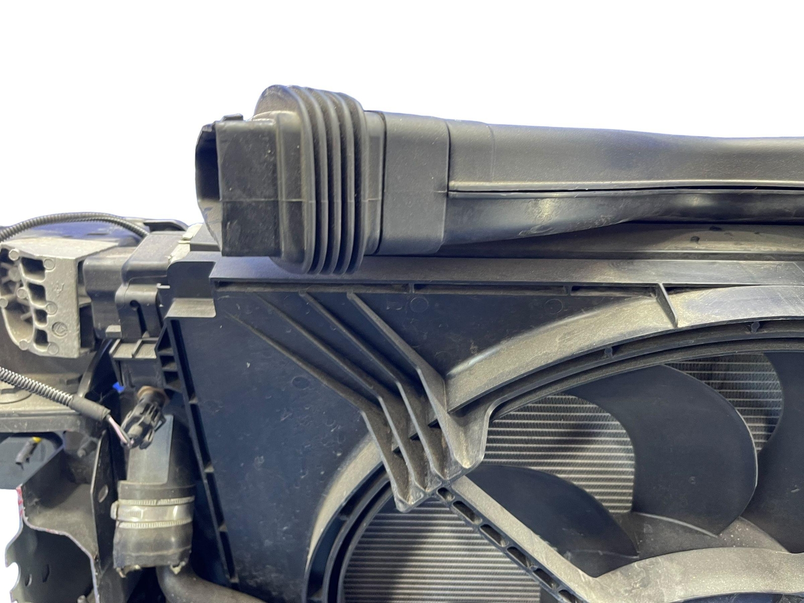 2014-2023 MASERATI QUATTROPORTE 3.0L RADIATOR CORE SUPPORT CONDENSER FAN SHUTTER