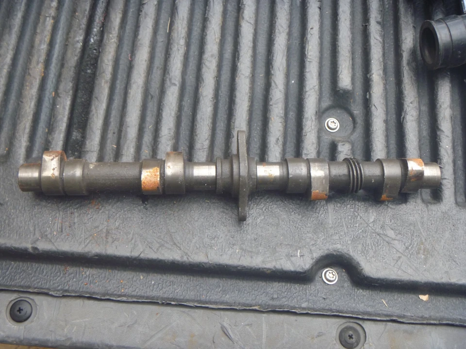 Оригинальный заводской винтажный распредвал с четырьмя кулачками 72-78 Honda CB550 - Изображение 2 из 2