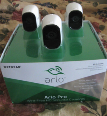 Netgear Arlo Pro AVM4000C WIRE-FREE HD Security System 3 Cameras - Home Hub Base
