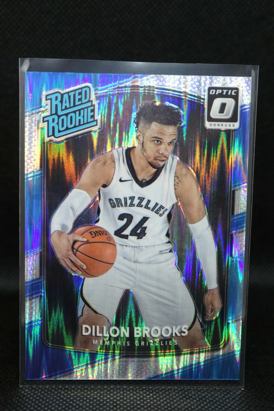 2017-18 Panini Optic Rated Rookie Shock Dillon Brooks #152 + TOP LOADER