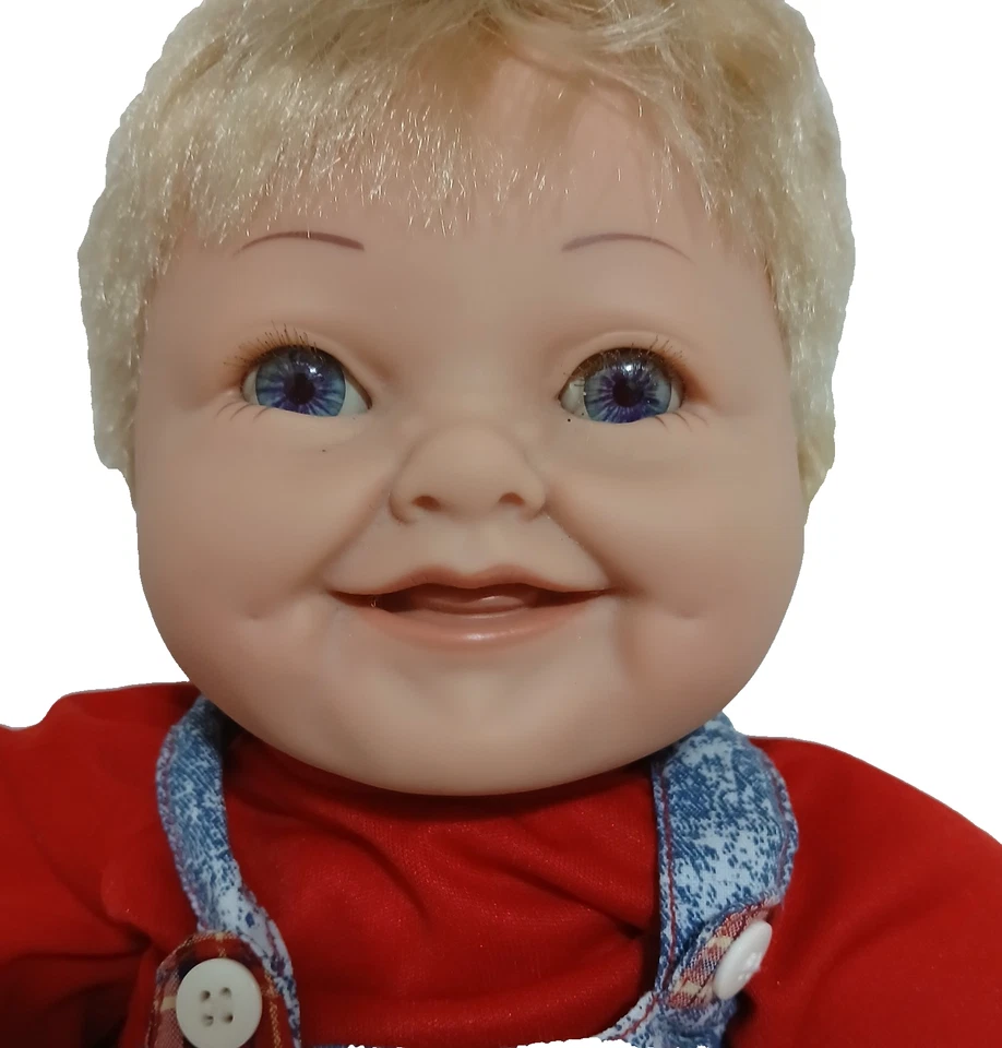 Vintage Cititoy Baby Doll 18" Boy Cloth Body Realistic Features Blonde Blue Eye - Image 2 of 4