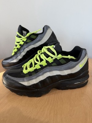 NIKE   Air Max 95 ''Volt''   Size 7Y (8.5W)