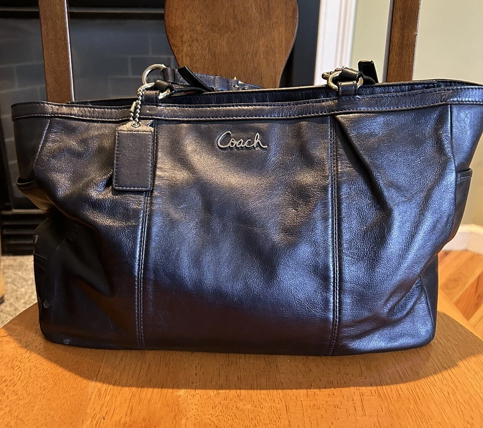 Bolso de mano Coach East-West con cremallera superior azul zafiro con herrajes plateados F17722