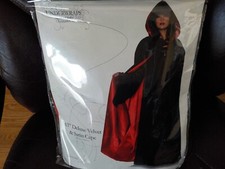 UNDERWRAPS 63" DELUXE VELVET  SATIN CAPE, ADULT, BLACK  RED ONE SIZE- NEW