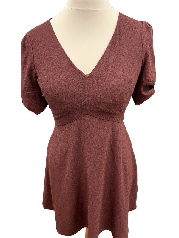 Miss Selfridge Burgundy Short Sleeve Dress - UK ladies Size 12 - NEW Miss Selfridge Burgundy Short Sleeve Dress - UK ladies Size 12 - NEW