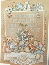 Graph-it Arts COUNTRY AND LACE Cross Stitch Booklet #BK43 teddy bear cats   