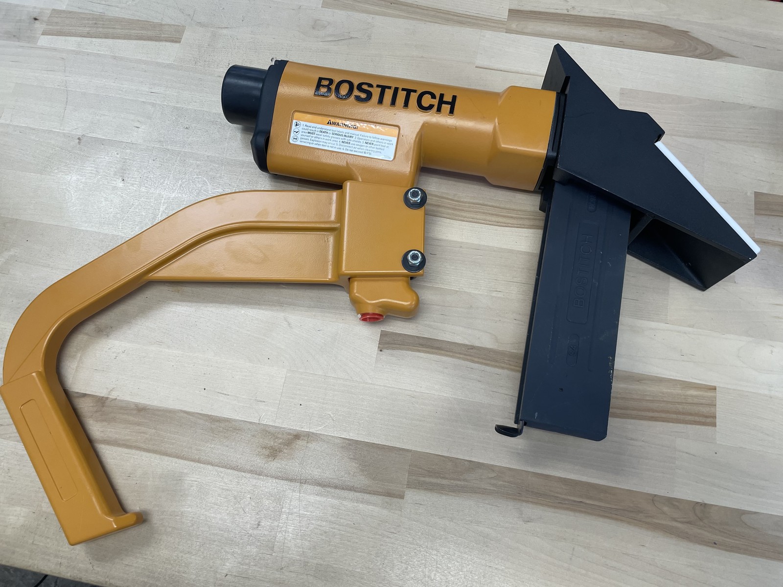 BOSTITCH Flooring Stapler, Pneumatic, 1-1/2-Inch to 2-Inch (
