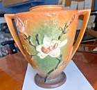 Roseville Pottery Magnolia Vase**FREE SHIP!** 94 - 9 Tan Green White Flowers