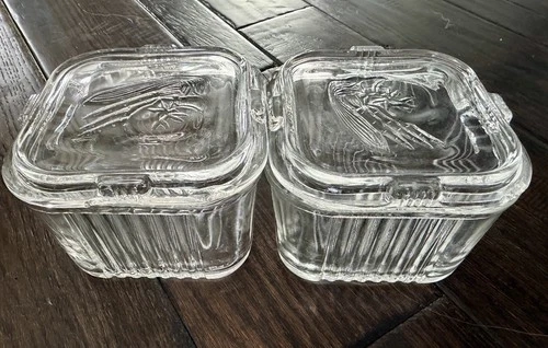 1950’s Vintage Federal Glass Refrigerator Dish w/ Lids Vegetable Design Set Of 2
