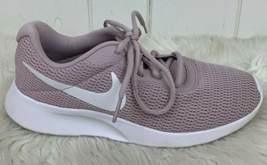 Nike Tanjun Womens Size 8.5 Running 