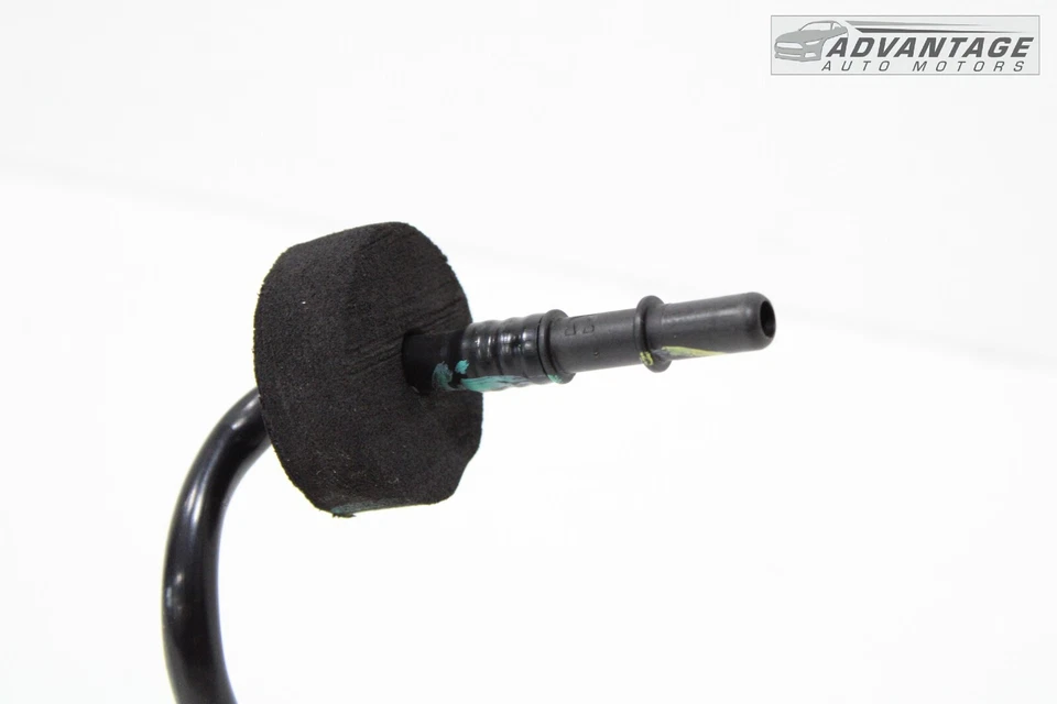 Chevrolet Camaro 2016-2022 3,6 L motor de gasolina tubo de plomo de combustible manguera GM6264-M OEM Foto 3 de 4