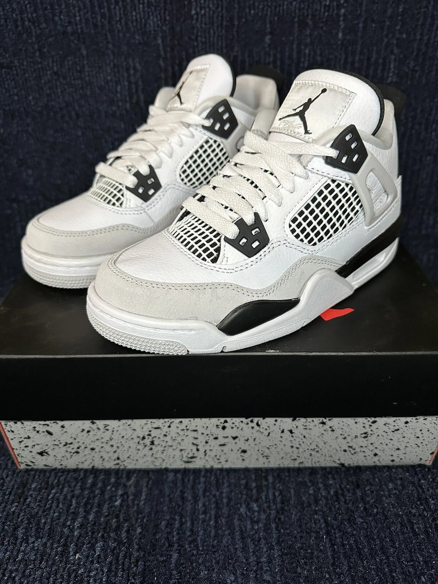 Air Jordan 4 Military Black GS Size 3.5Y 408452-111