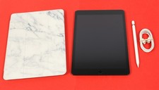 EXCELLENT Apple iPad 9th Generation 64GB in Space Gray
