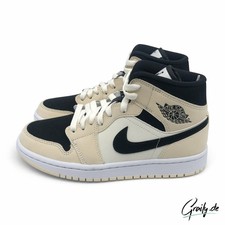 Wmns Air Jordan 1 Mid Barely Orange Black White BQ6472-800 - Sepsport
