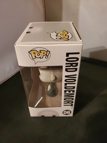 Funko POP Movies: Harry Potter - LORD Voldemort Action Figure #06 - Picture 4 of 9