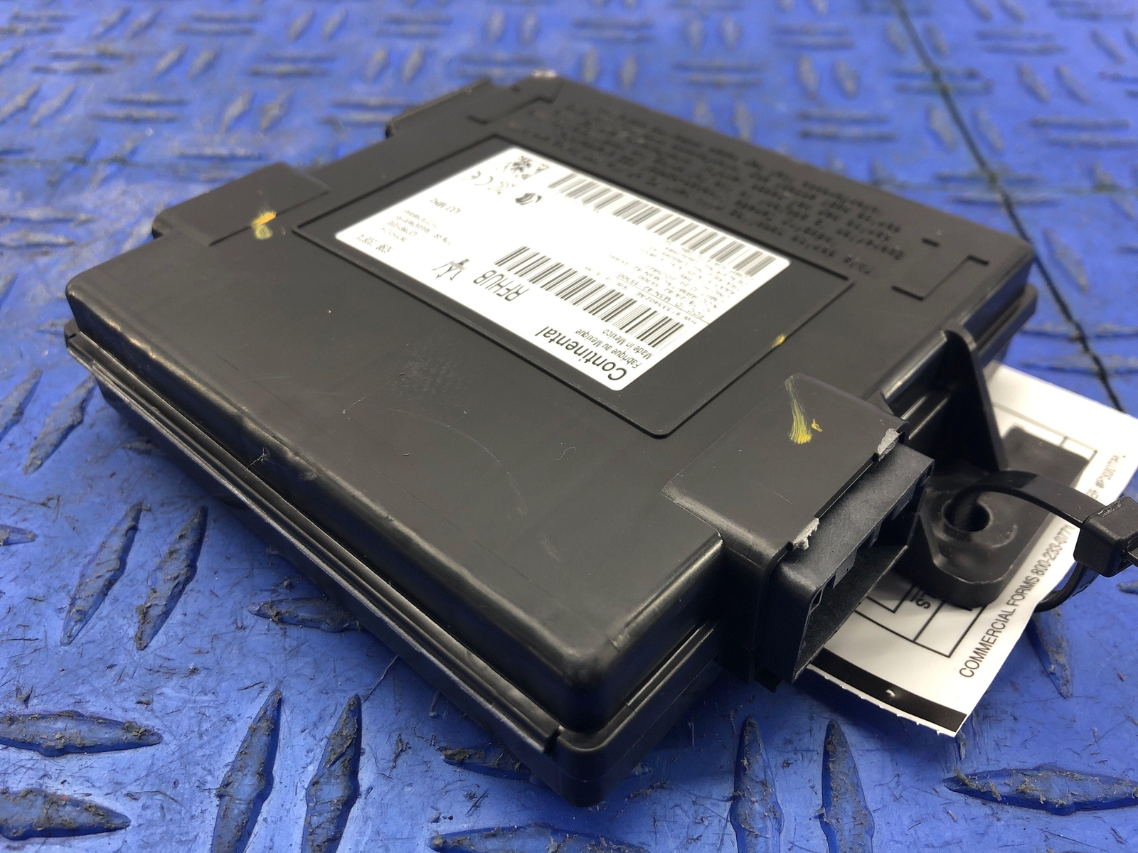 2017-2021 MASERATI QUATTROPORTE KEYLESS ENTRY REMOTE START MODULE 670101219 OEM