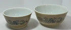 2 VTG Granny Core Pyrex Homestead Nesting Bowls Tan/Blue 402/403 1.5L 2.5L  USA