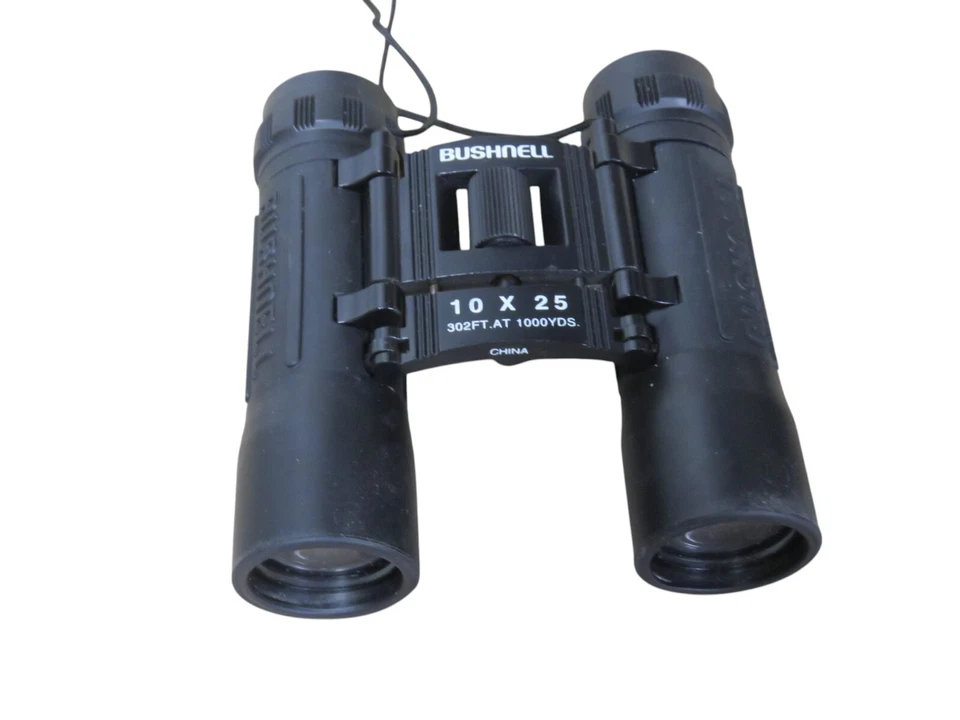 BUSHNELL Suzuki Case Folding Compact Binoculars 10x25; 302ft at 1000yds - Image 2 of 4