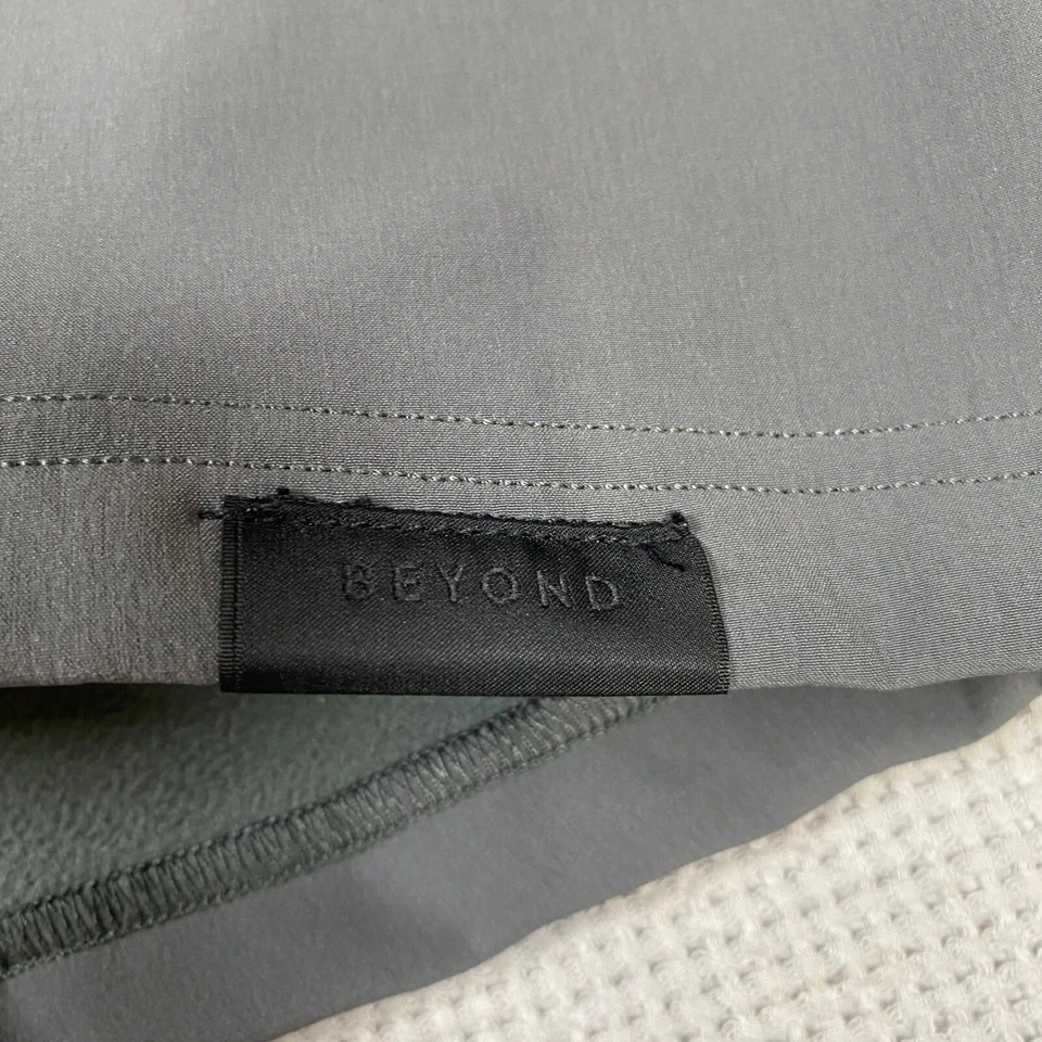 Beyond Clothing Testa L5 Cold Softshell Jacket Manatee Grey Medium Long ML - Image 4 of 4