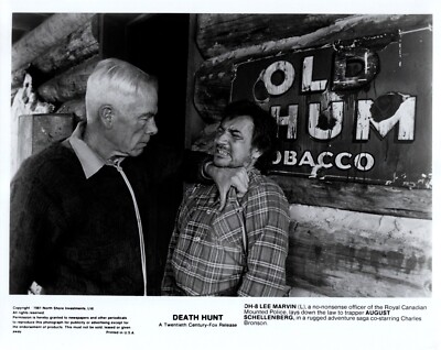 Lee Marvin + August Schellenberg in Death Hunt (1981)    Original Photo K 470