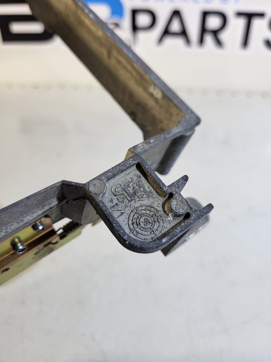 Soporte Con Clip Para Tablero De Auto Universal