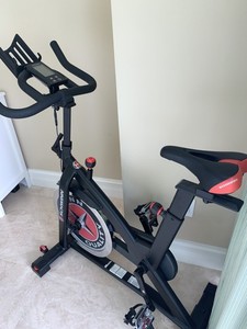 Schwinn IC3 Upright Exercise Bike - Black LOCAL PICK UP ONLY.