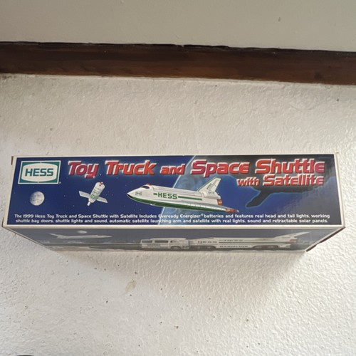 Hess 1999 Toy Truck Space Shuttle Satellite Original Gas & Oil Collectible
