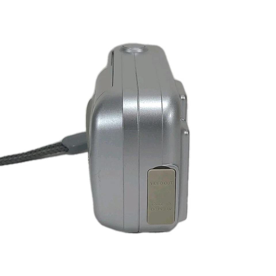 Olympus CAMEDIA D-390 Digital Camera Silver 2.0MP – Tested & Working - Image 2 of 4