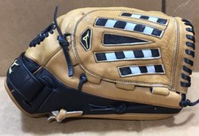 Mizuno Classic Fastpitch Right-Hand 13 Inch Baseball Glove Tan GCF1300 E23