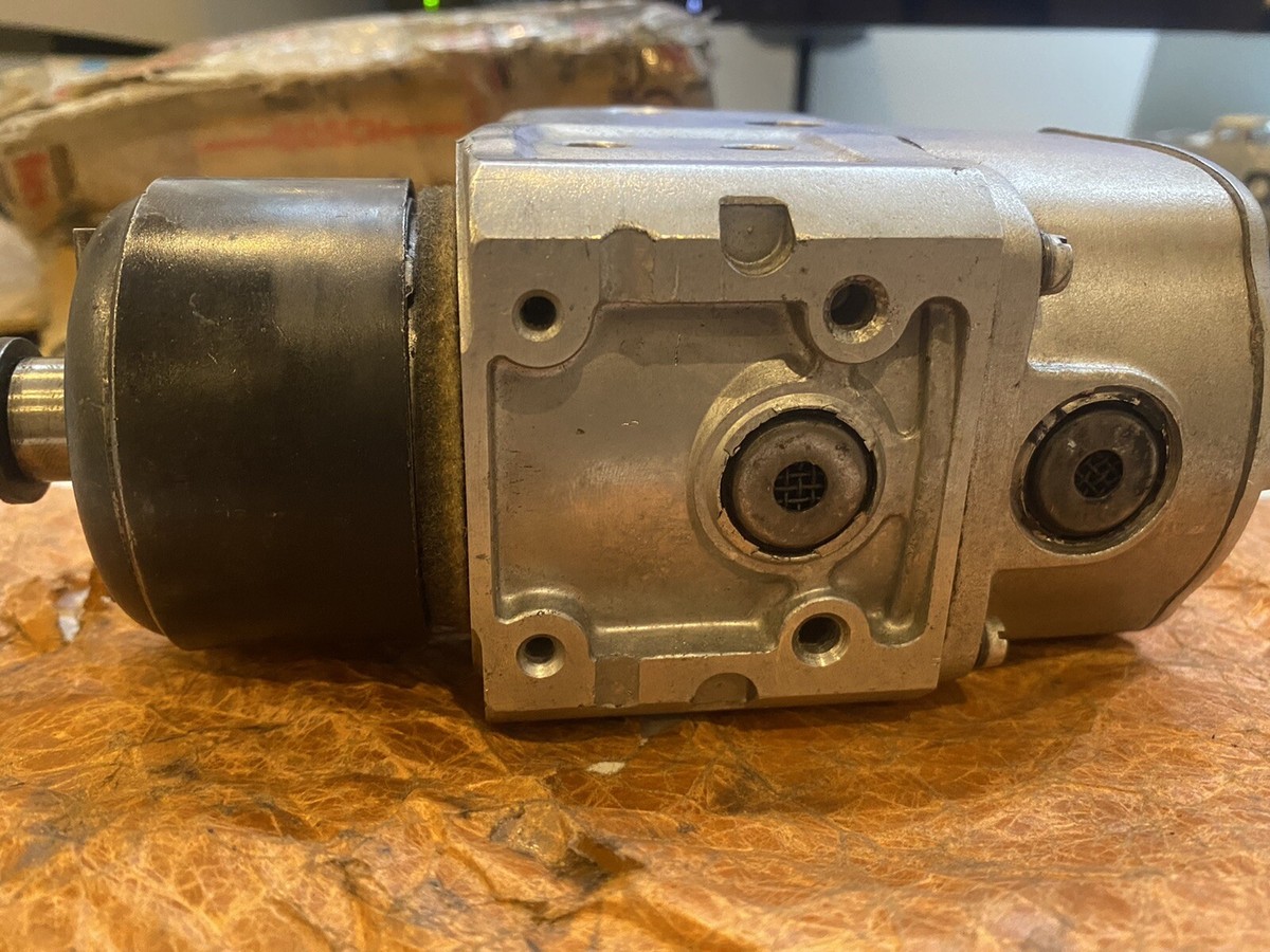 NOS original genuine Bosch Magneto for single cylinder MZ/JF