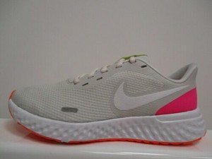 nike revolution ladies trainers