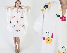 Vtg White Mexican Embroidered Caftan Cover Up Thin Summer Pool Mini Dress OS