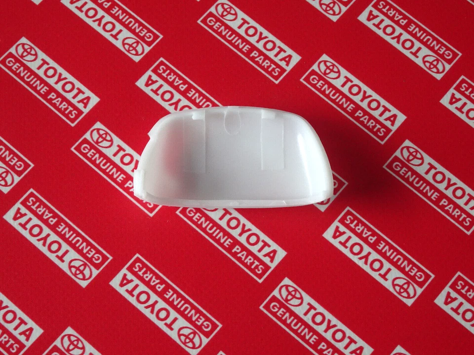 1979 1980 1981 1982 1983 Toyota Hilux LN30 LN36 LN40 LN46 Interior Mirror Lens - Image 4 of 4