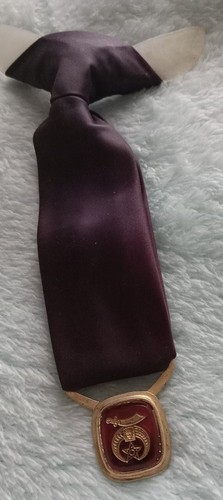 Masonic Short Tie w/Medallion