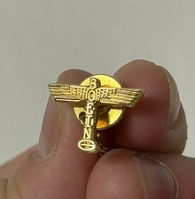 Vintage Gold BOEING Aviator Aviation Pilot Lapel Pin Tie Tack Airlines