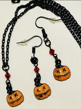 Set Of 2 Halloween Pumpkin Earrings And Necklace NWOT