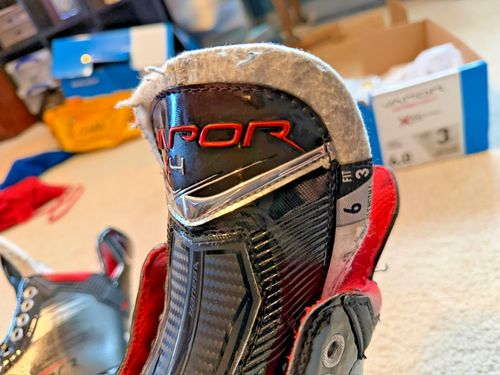 Bauer Vapor X4 Senior Hockey Schlittschuhe Größe 6 Passform 3 (weit) - Top Zustand! - Bild 4 von 4