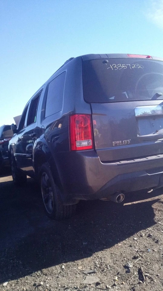 Tapa de cubierta usada se adapta a: Honda Pilot EX-L 2015 cuero con cámara de visión trasera grado A Foto 4 de 4