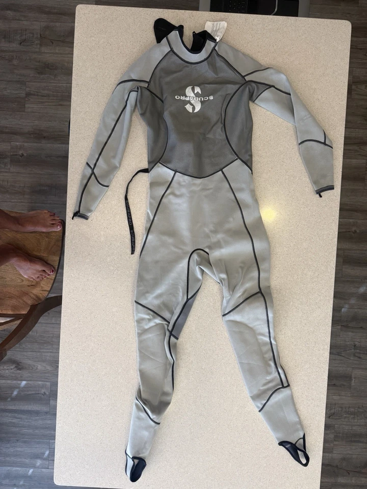 Traje de neopreno de cuerpo completo Scubapro 0,5 mm Steamer para mujer XL excelente estado, buceo Foto 3 de 4
