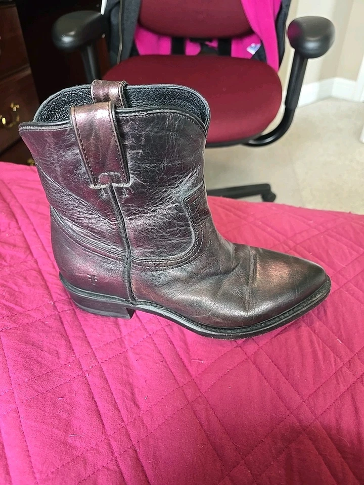 Botas Cortas Frye Billy En BlackBerry Talla 6.5B Excelente Estado Foto 4 de 4