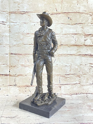 OLD WEST COWBOY WITH GUN WESTERN ART REMINGTON FIGURINE Bronze Sculpture Figure