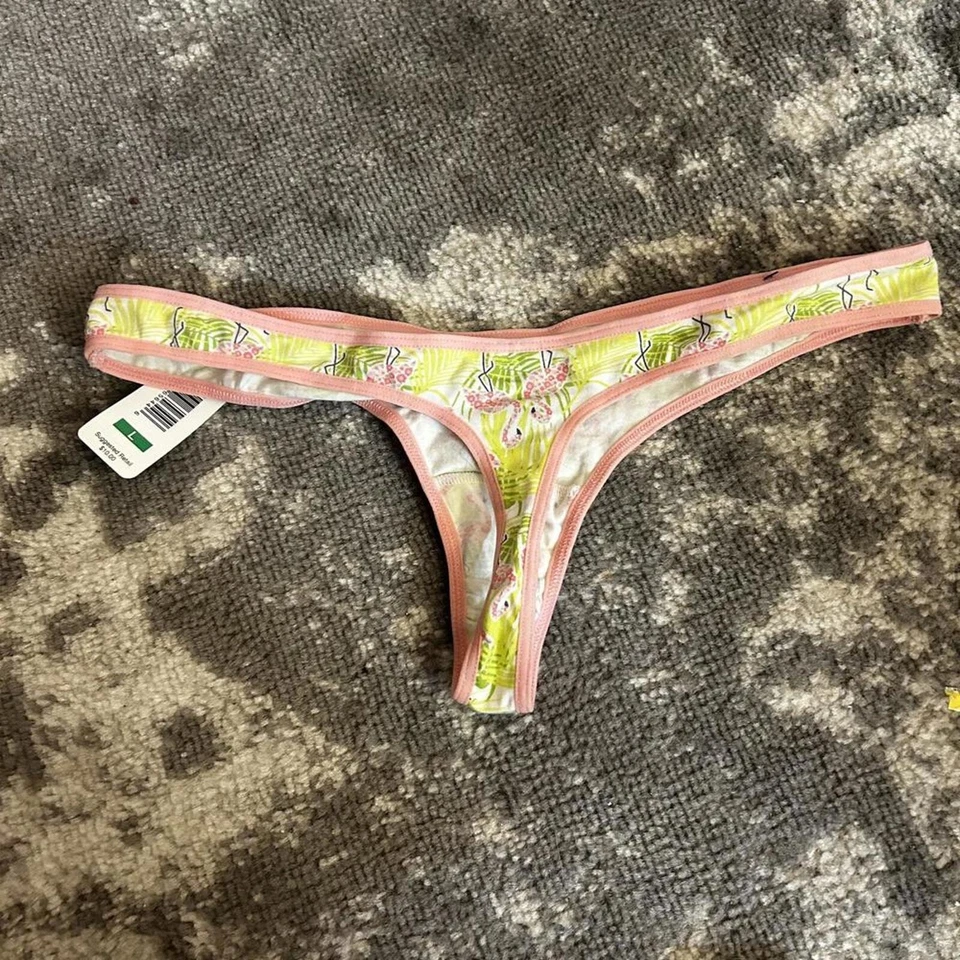 Tanga Rene Rafe con Planta Verde y Patrón Flamenco Grande Foto 2 de 2