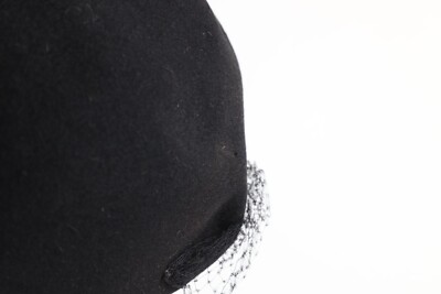 Vintage 50s Womens Felt Wool Fishnet Lace Cocktail Perch Hat  display picture 3