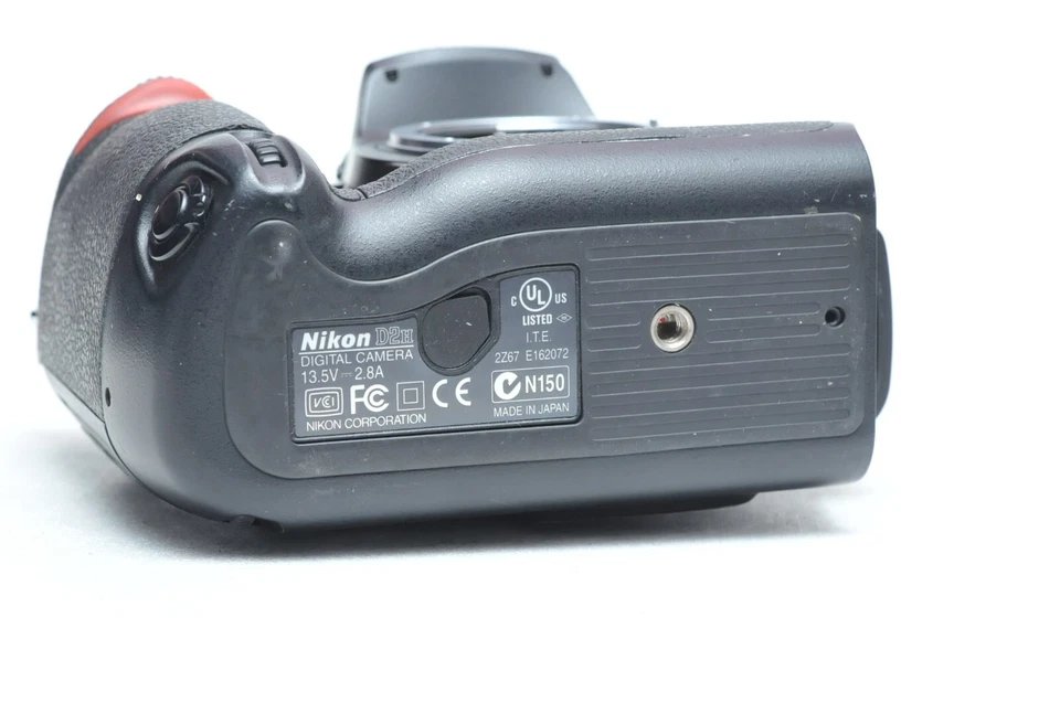 Nikon D2h 4.1 Megapixel Digital SLR Camera Body AS IS PARTS/REPAIR 203 - Image 4 of 4