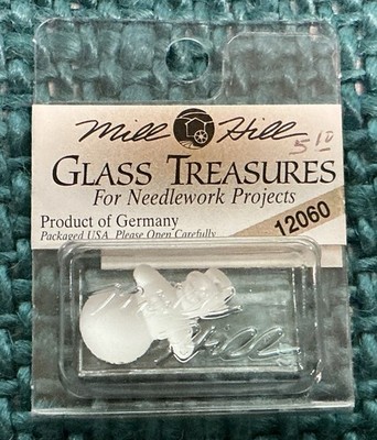 Rare Mill Hill Glass Treasures 12060 Frosted Snowman Matte Crystal Embellishment